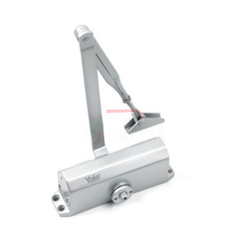 Samozamykacz YALE MP522 z ramieniem standard srebrny.jpg
